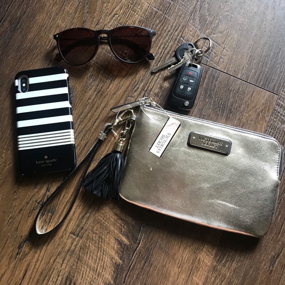 Victoria’s Secret clutch